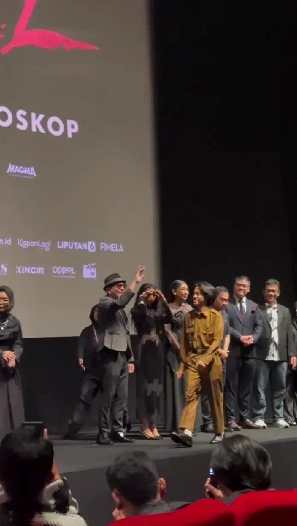 keluarga Karina Ranau hadiri gala premiere © 2025 Instagram 