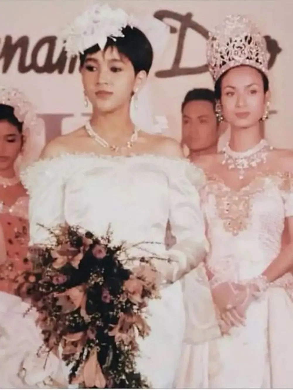 potret masa muda ibu seleb bak barbie © berbagai sumber