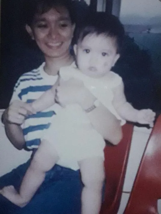 Potret masa kecil Nathalie Holscher © Instagram