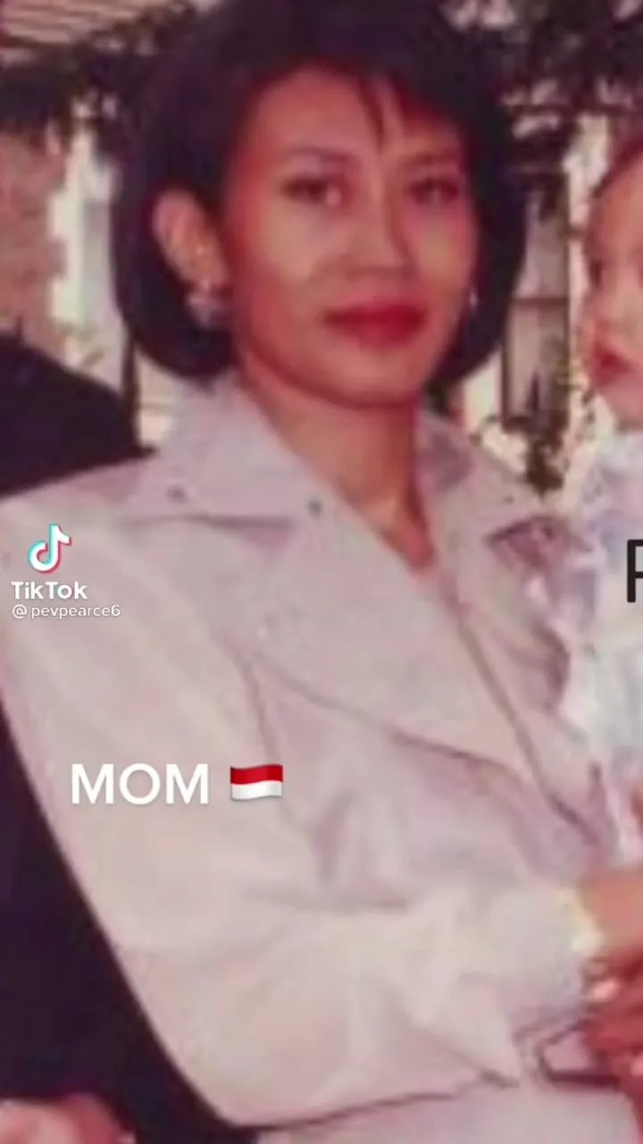 masa muda ibunda pevita pearce © berbagai sumber masa muda ibunda pevita pearce © berbagai sumber