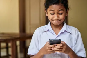 Cara mudah cek bantuan PIP termin tiga lewat HP, lengkap dengan besaran dananya