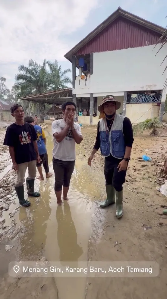 Teuku Ryan bantu korban banjir © Instagram