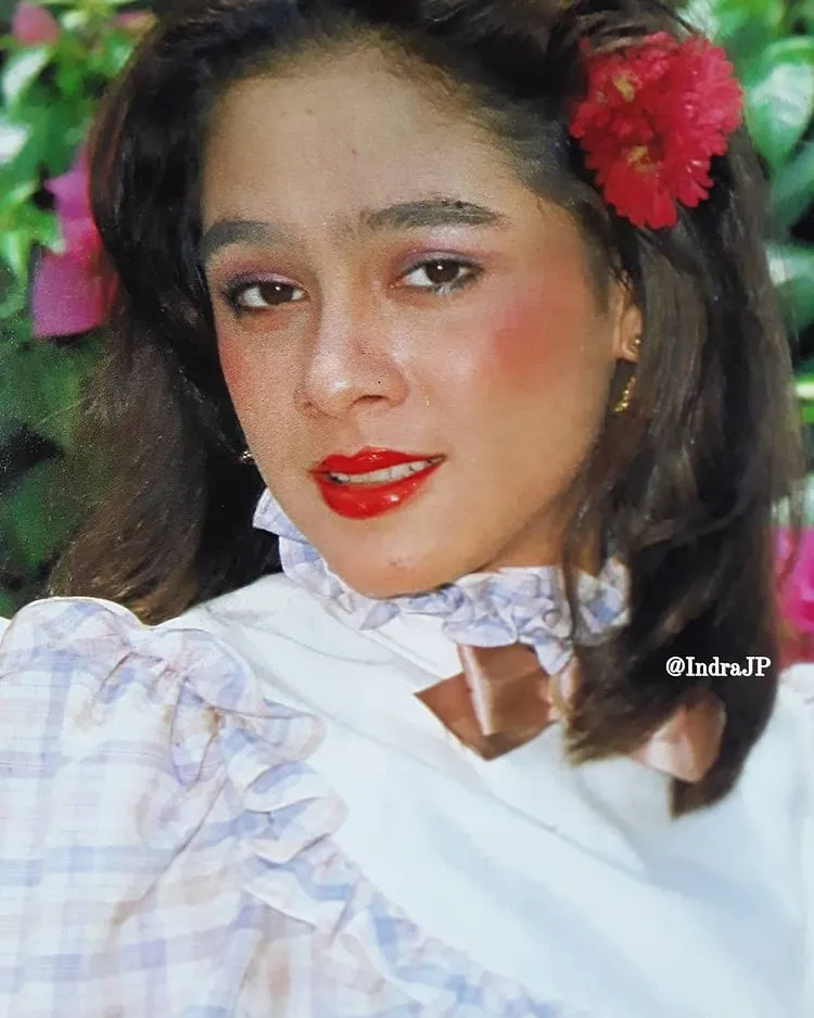 Nena Rosier Gadis Warkop © berbagai sumber