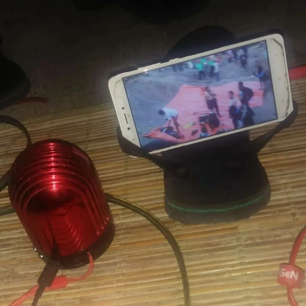 life hack nonton di HP © Instagram