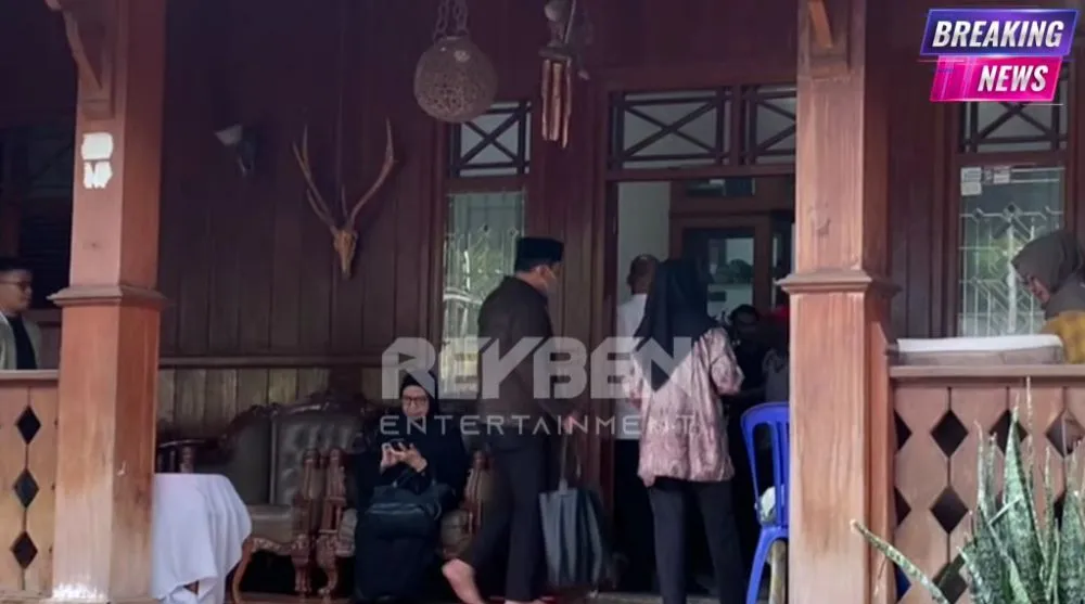 ketegaran Atalia Praratya layat sang kakak © berbagai sumber ketegaran Atalia Praratya layat sang kakak © berbagai sumber