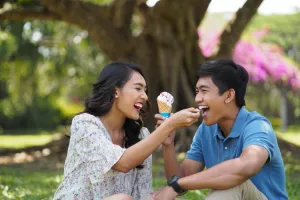 100 Kata-kata romantis usai cinta diterima, rasanya dunia ikut tersenyum