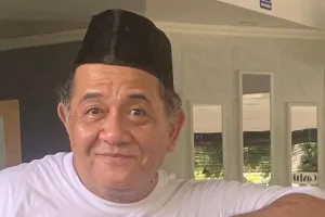 Jungkir balik Harry De Fretes saat sepi job, akui pernah cuma punya Rp 40 ribu, kini jualan bubur