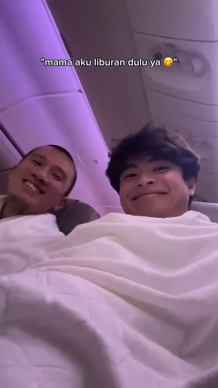 Steven Wongso umrah perdana barenga Felix Siaw © 2025 Instagram