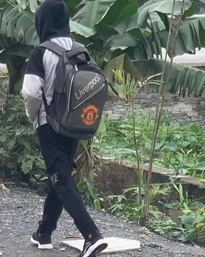 momen orang pakai tas © berbagai sumber momen orang pakai tas © berbagai sumber