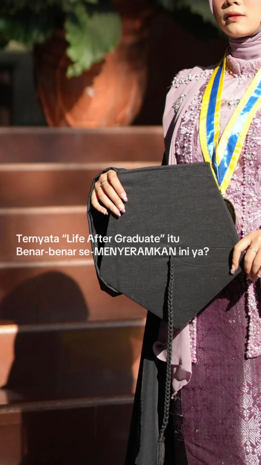 Curhatan lulusan sarjana ngaku life after graduate © TikTok