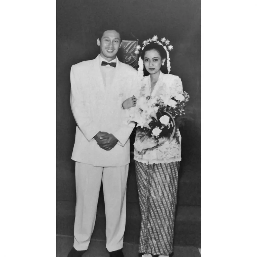 potret lawas pernikahan orang tua seleb © berbagai sumber potret lawas pernikahan orang tua seleb © berbagai sumber