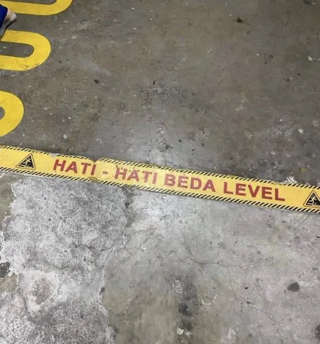 tulisan pengumuman nyeleneh bikin bingung © berbagai sumber