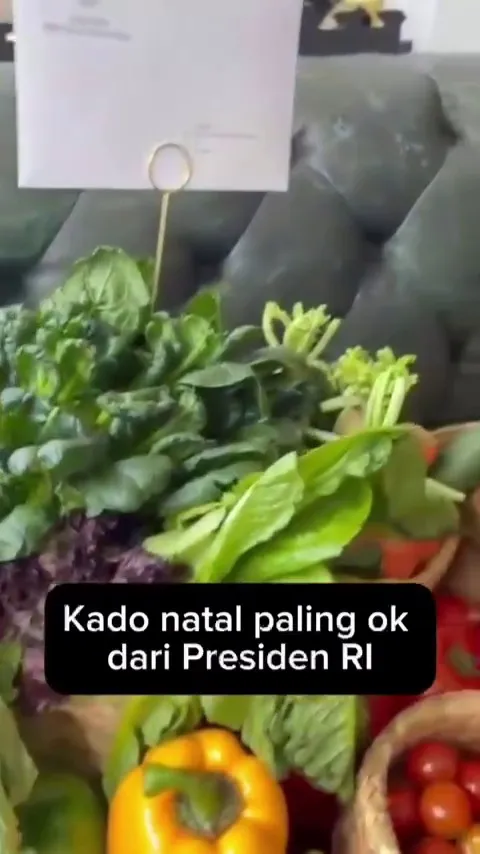 Hadiah natal Prabowo untuk Hotman Paris © 2025 Instagram