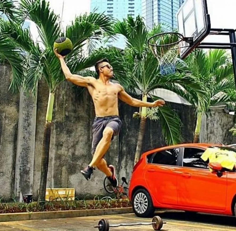 Potret lawas Denny Sumargo © 2022 brilio.net Potret lawas Denny Sumargo © 2022 brilio.net