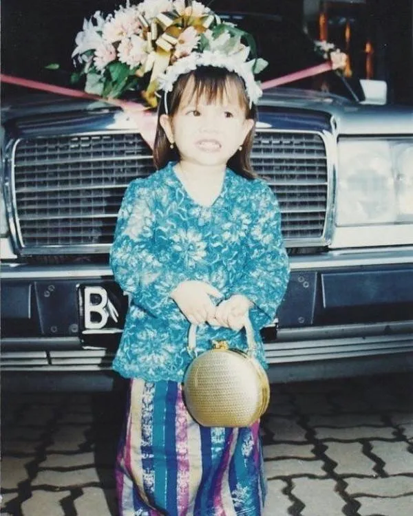 masa kecil pesinetron pakai baju adat © instagram masa kecil pesinetron pakai baju adat © instagram