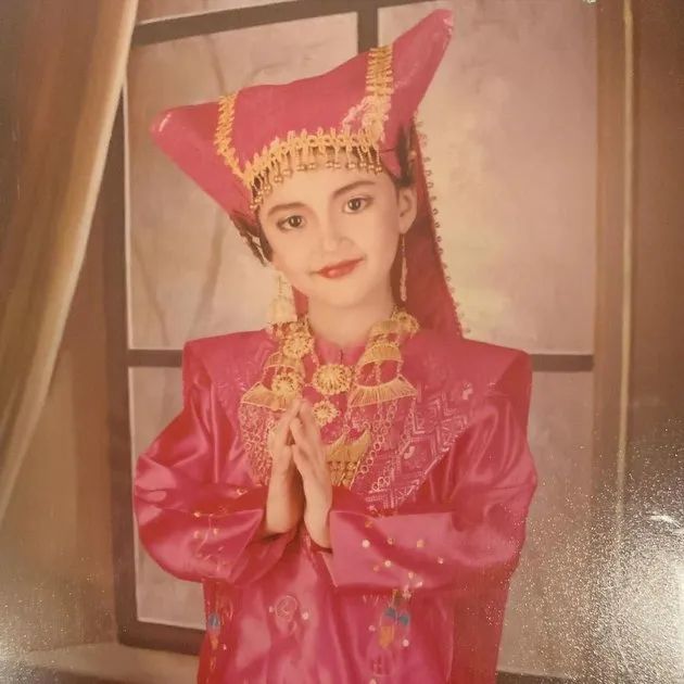 masa kecil pesinetron pakai baju adat © instagram masa kecil pesinetron pakai baju adat © instagram