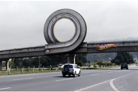 iklan billboard kreatif © Berbagai Sumber