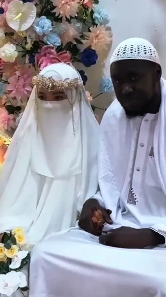 pria Sudan nikahi gadis Sulawesi Selatan © TikTok pria Sudan nikahi gadis Sulawesi Selatan © TikTok