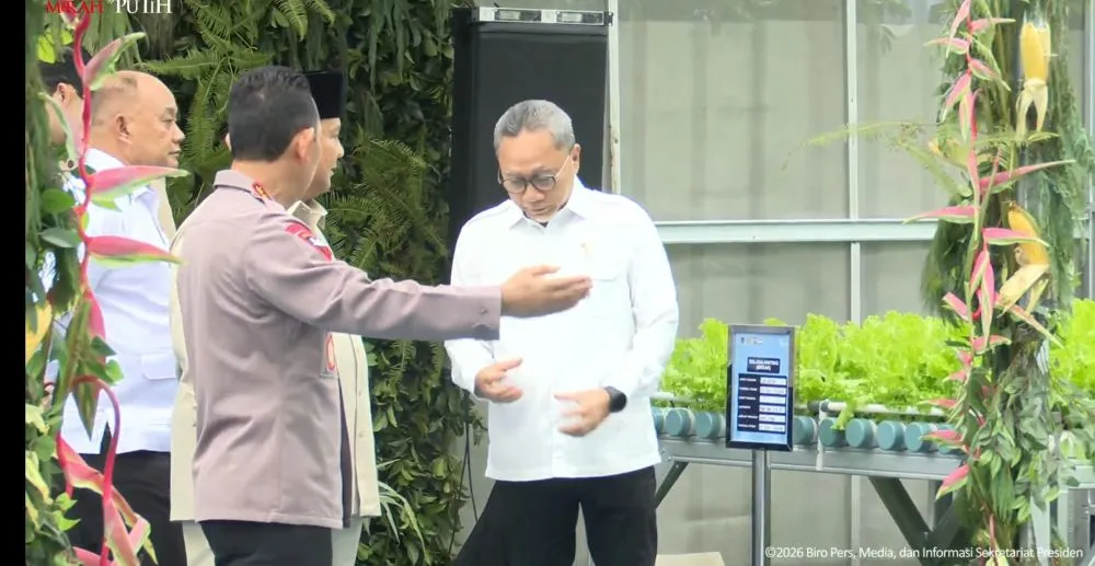 Prabowo Subianto tinjau SPPG Polri YouTube Sekretariat Presiden