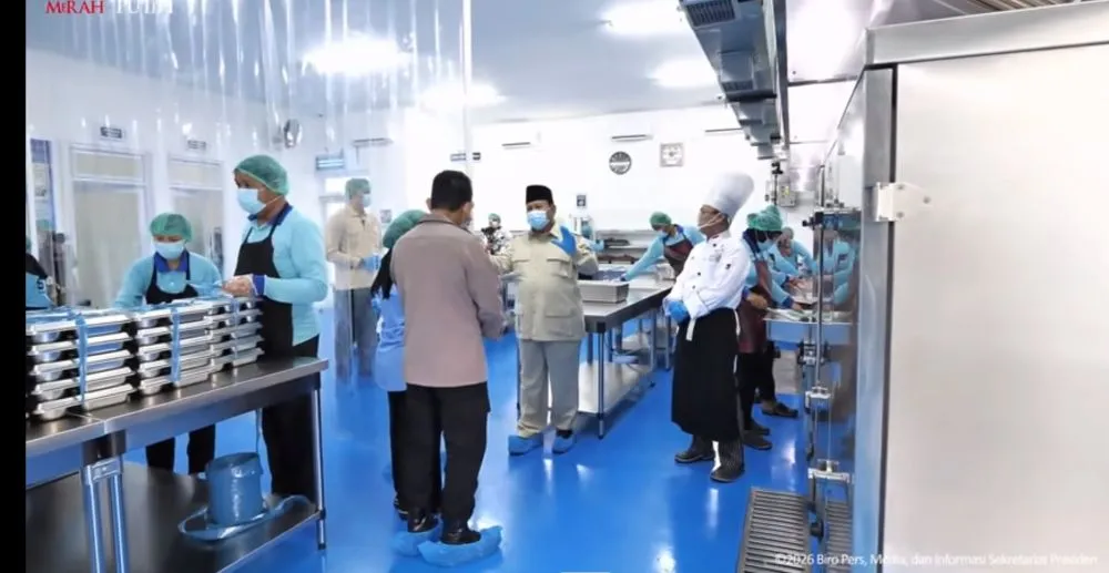 Prabowo Subianto tinjau SPPG Polri YouTube Sekretariat Presiden