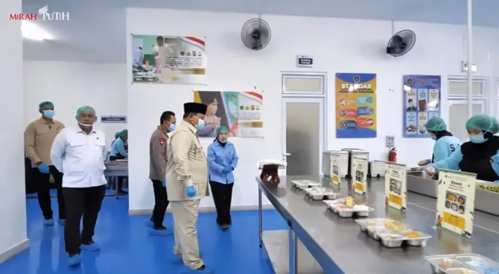 Prabowo Subianto tinjau SPPG Polri YouTube Sekretariat Presiden