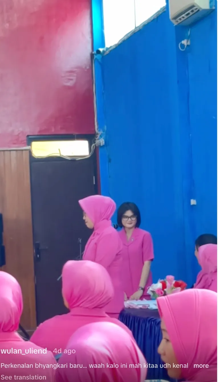 Yafi Tessa Bhayangkari berbagai sumber Yafi Tessa Bhayangkari berbagai sumber