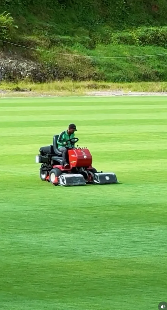 Gelora Desa Karang Karanganyar berbagai sumber