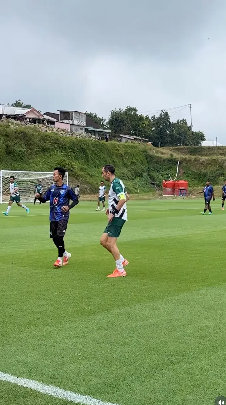 Gelora Desa Karang Karanganyar © 2026 brilio.net