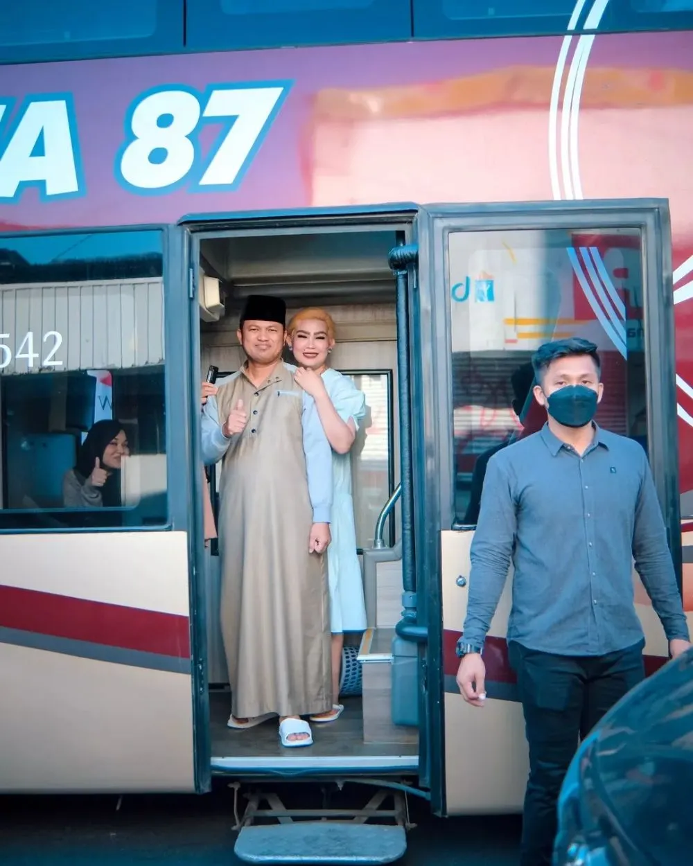 Gaya busana Syarifah Suraidah Instagram @syarifahsuraidah