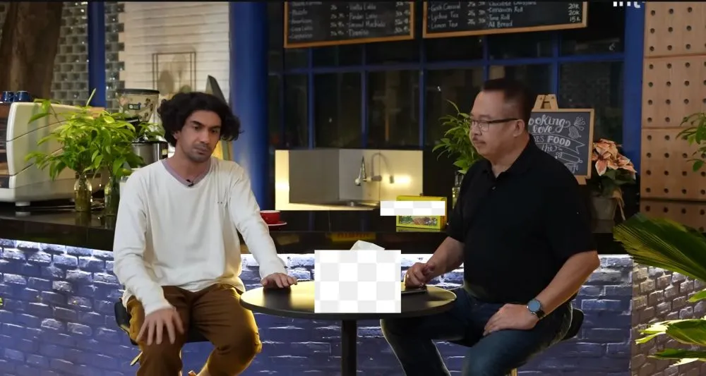 Reza Rahadian Tanggapi Ketegangan di Iran berbagai sumber