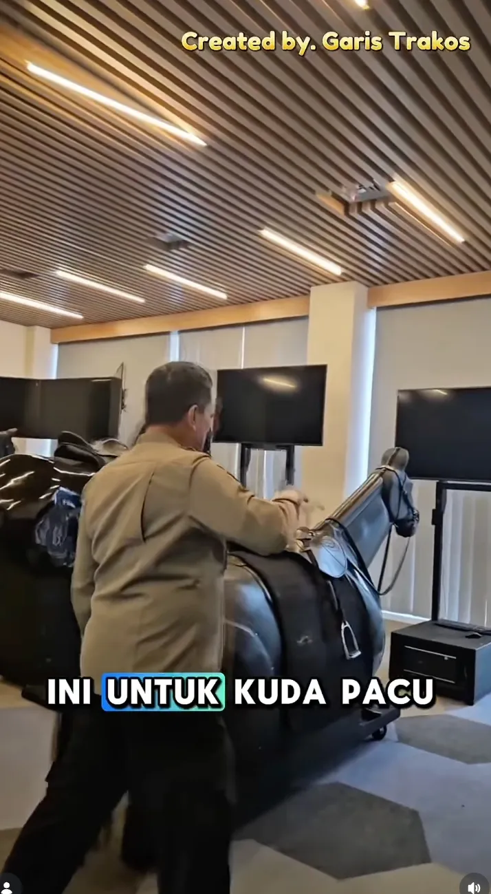 simulator berkuda polri Instagram/@garistrakos.official