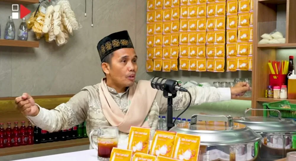 Ustadz Maulana PWK channel YouTube HAS Creative Ustadz Maulana PWK channel YouTube HAS Creative