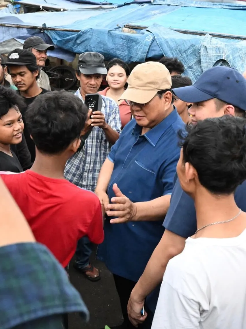 Presiden Prabowo Subianto Blusukan ke Senen Instagram/@kemensetneg.ri Presiden Prabowo Subianto Blusukan ke Senen Instagram/@kemensetneg.ri