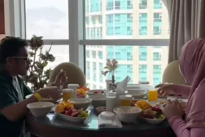 Kembali jalani ibadah Haji Furoda, berikut 7 potret hotel bos skincare Mira Hayati view Masjidil Haram