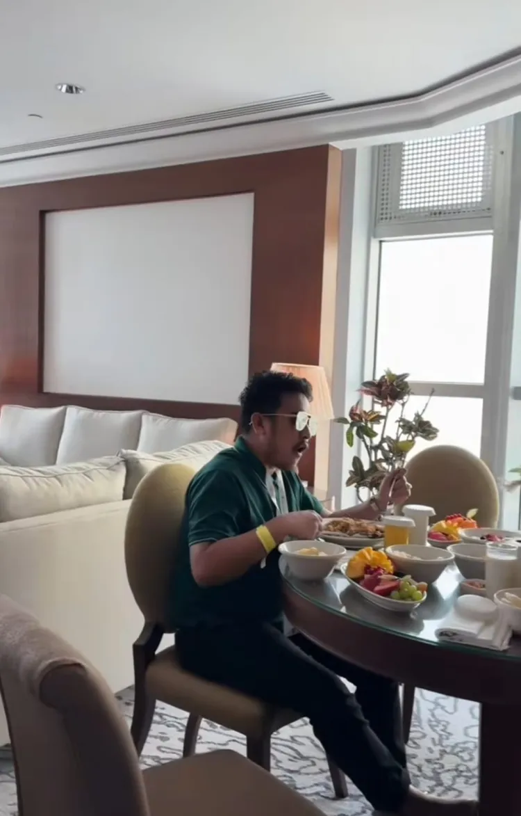 Kembali jalani ibadah Haji Furoda, berikut 7 potret hotel bos skincare Mira Hayati view Masjidil Haram