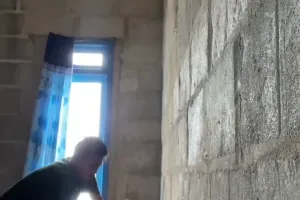 Viral rumah dinding batako di Sulawesi view-nya bak di Maldives, 9 potretnya berasa healing tiap hari