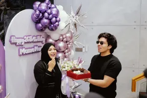 Potret 8 kue ulang tahun Aurel Hermansyah ke-26, unik ada cake mini bisa sekali suap