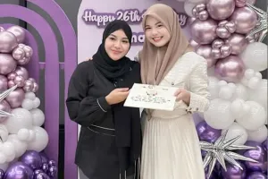 Potret 8 kue ulang tahun Aurel Hermansyah ke-26, unik ada cake mini bisa sekali suap