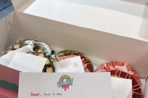 Potret 8 kue ulang tahun Aurel Hermansyah ke-26, unik ada cake mini bisa sekali suap