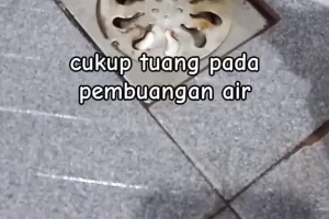 Andalkan 2 bahan dapur, begini trik ampuh membasmi cacing di kamar mandi agar tak muncul lagi