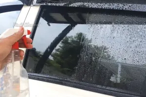 Tak perlu digosok sabun, ini trik bersihkan kaca dan spion mobil buram cukup pakai 1 jenis umbi-umbian