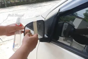 Tak perlu digosok sabun, ini trik bersihkan kaca dan spion mobil buram cukup pakai 1 jenis umbi-umbian