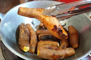 Bukan dioven, ini trik memanggang ubi madu cilembu agar lumer tanpa bahan tambahan