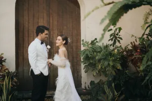 9 Pemotretan Aaliyah Massaid-Thariq Halilintar bertema retro glam, vibesnya bak pengantin Hollywood