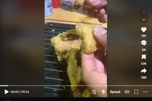Trik goreng kulit ayam krispi agar tak alot, renyah hingga 3 bulan cukup tambah 1 bahan dapur