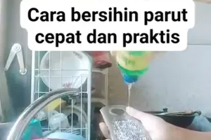 Jangan digosok spons atau sabut kawat, ini cara hilangkan sisa kelapa di parutan agar tangan tak luka