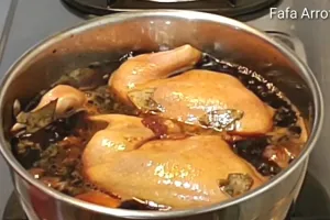 Tak perlu dipresto, ini trik masak burung dara agar tak alot dan bumbu meresap dalam 15 menit