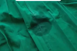 Bukan diolesi minyak, ini trik menghilangkan permen karet di pakaian tanpa bekas pakai 1 bahan makanan