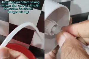 Tanpa direndam sitrun, ini trik bersihkan selang pompa galon cuma andalkan 1 bahan sederhana