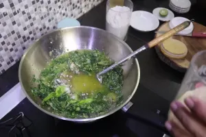 Cara simpel bikin sambal hijau ala rumah makan Padang walau tanpa direbus, warna cerah dan antipahit